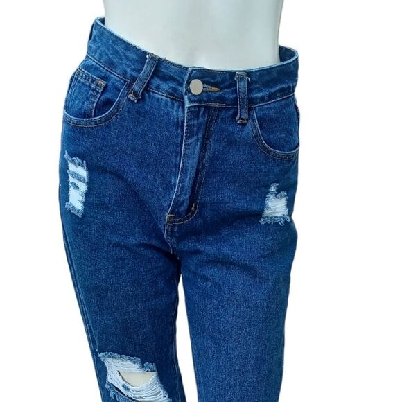 700434.....Shein Straight leg Jeans Size 2, W24"  28"Inseam  11"Rise - Picture 1 of 8